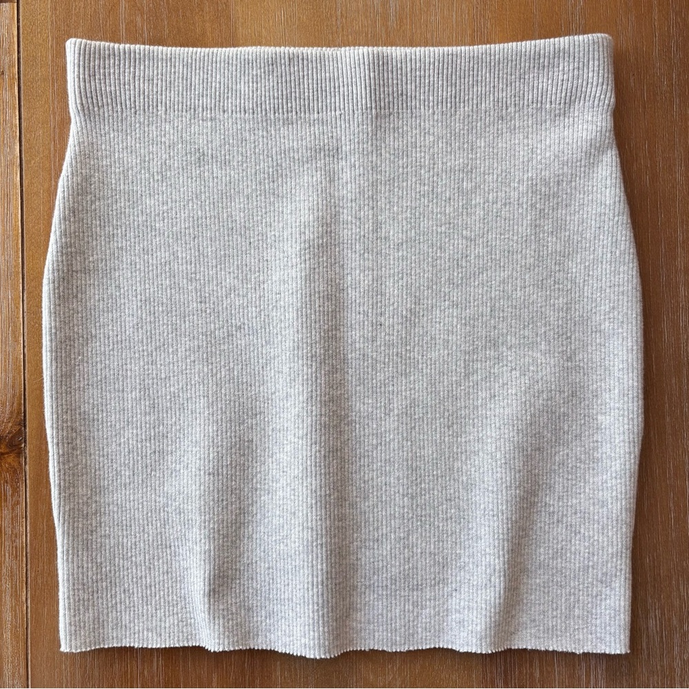 Express Light Gray Ribbed Skirt - Picture 5 of 11